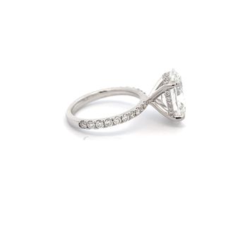 Hidden Halo Oval Engagement Setting