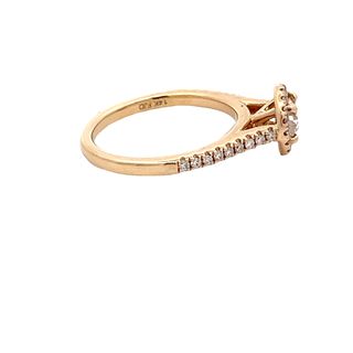 Round Halo Diamond Ring