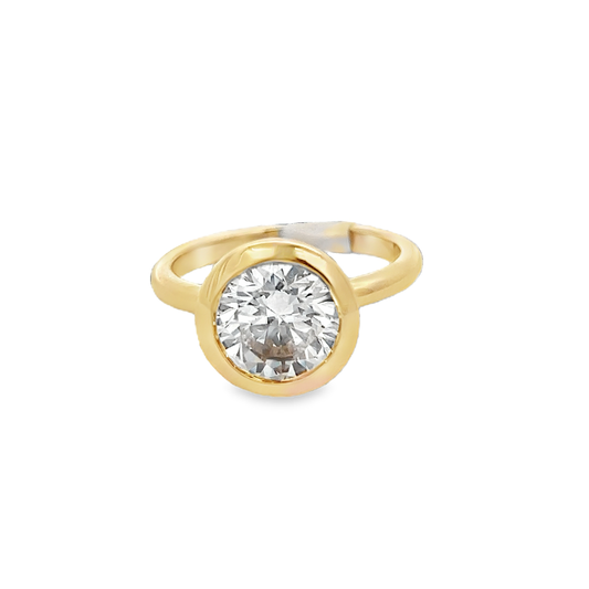 Round Bezeled Diamond Fashion Ring