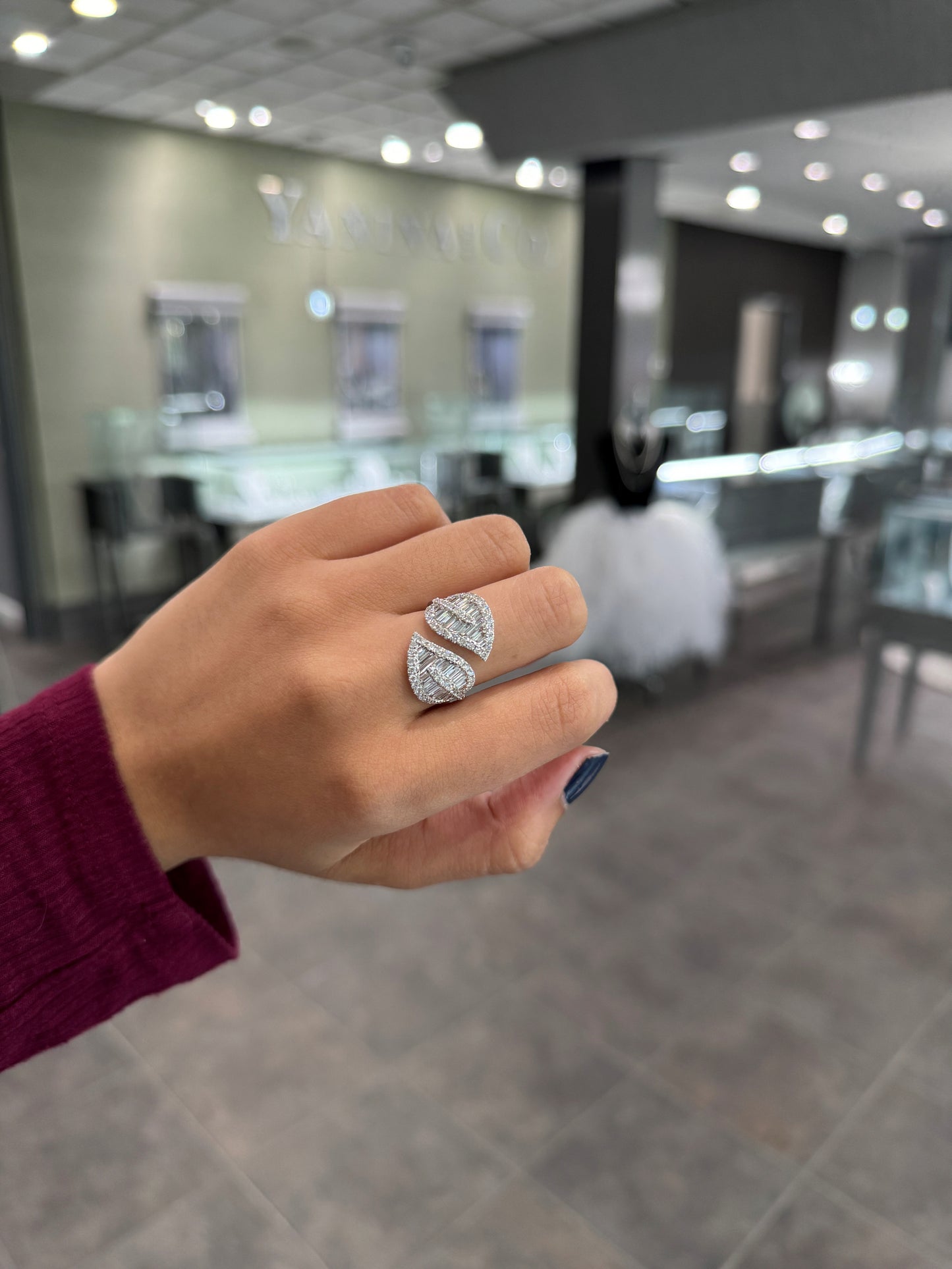 Diamond Leaf Fashion Ring