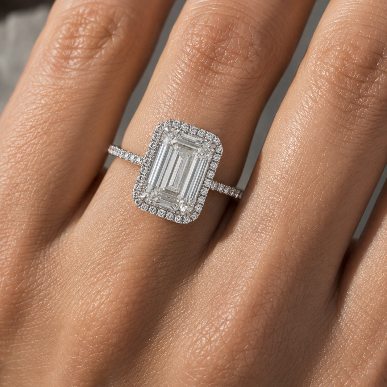 14 Kt WG Emerald Engagement Ring