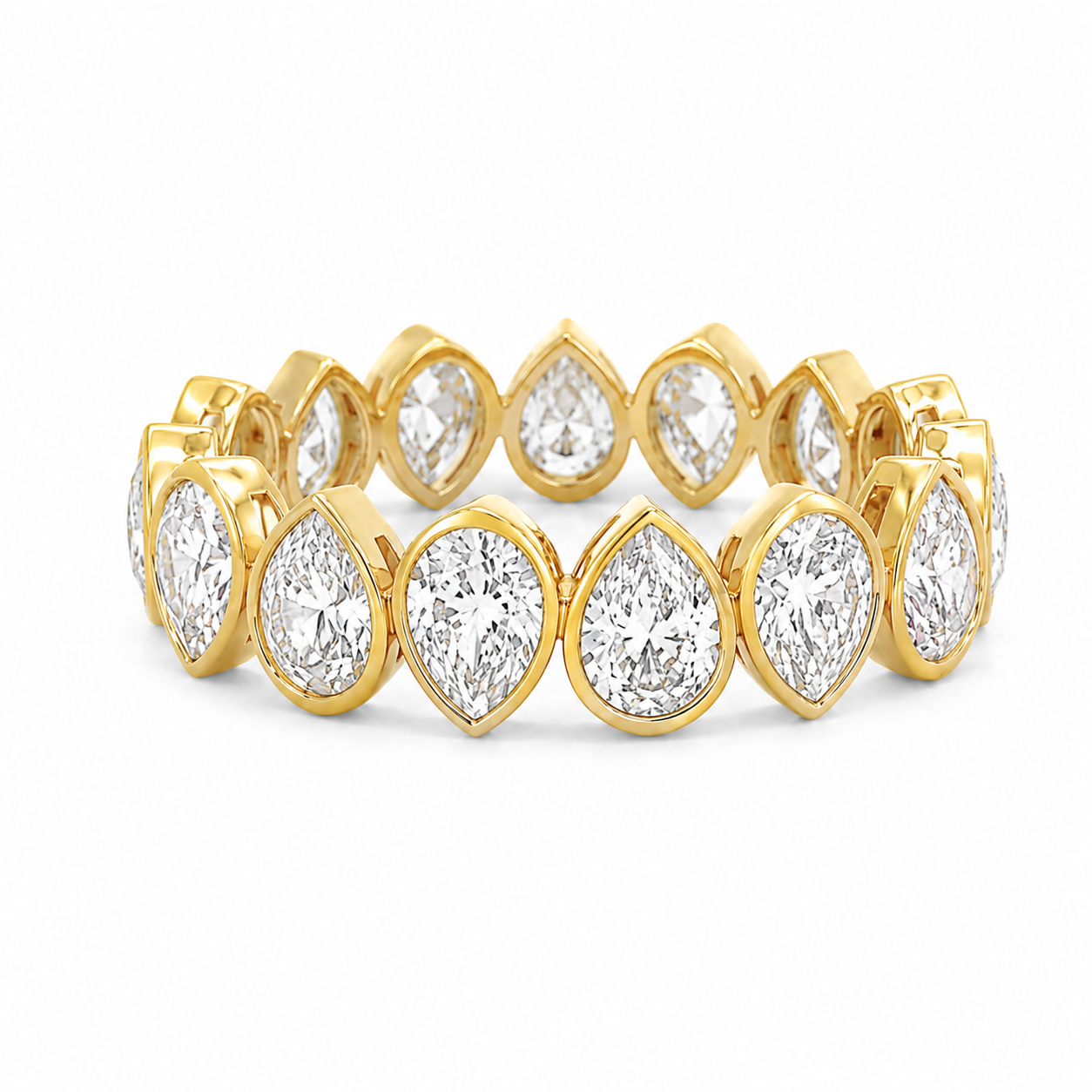 14Kt YG Pear Diamond Bezeled Ring