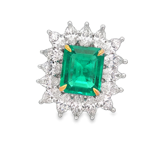 Emerald Fashion Ring with Marquise Diamonds