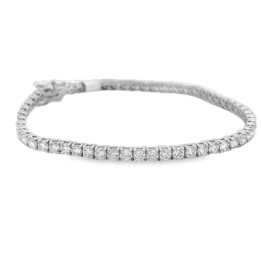 Tennis Bracelet With Round Diamonds