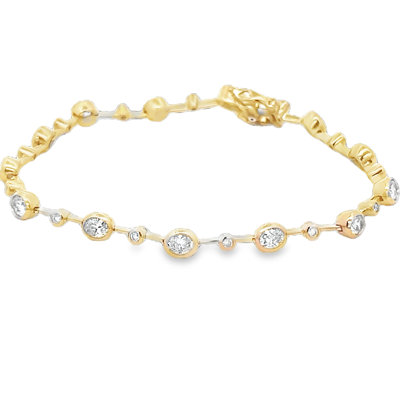 Bezeled Oval and Round Diamond Bracelet