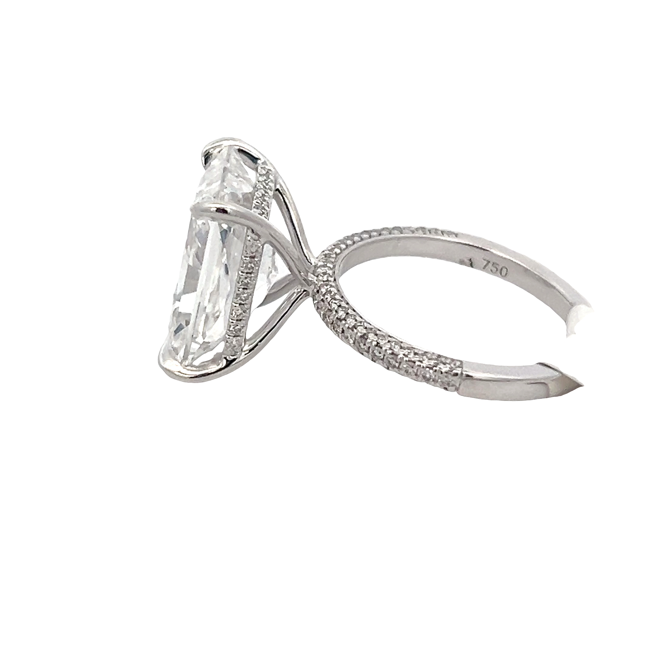 Radiant Diamond in a Halo Setting with Round Diamonds