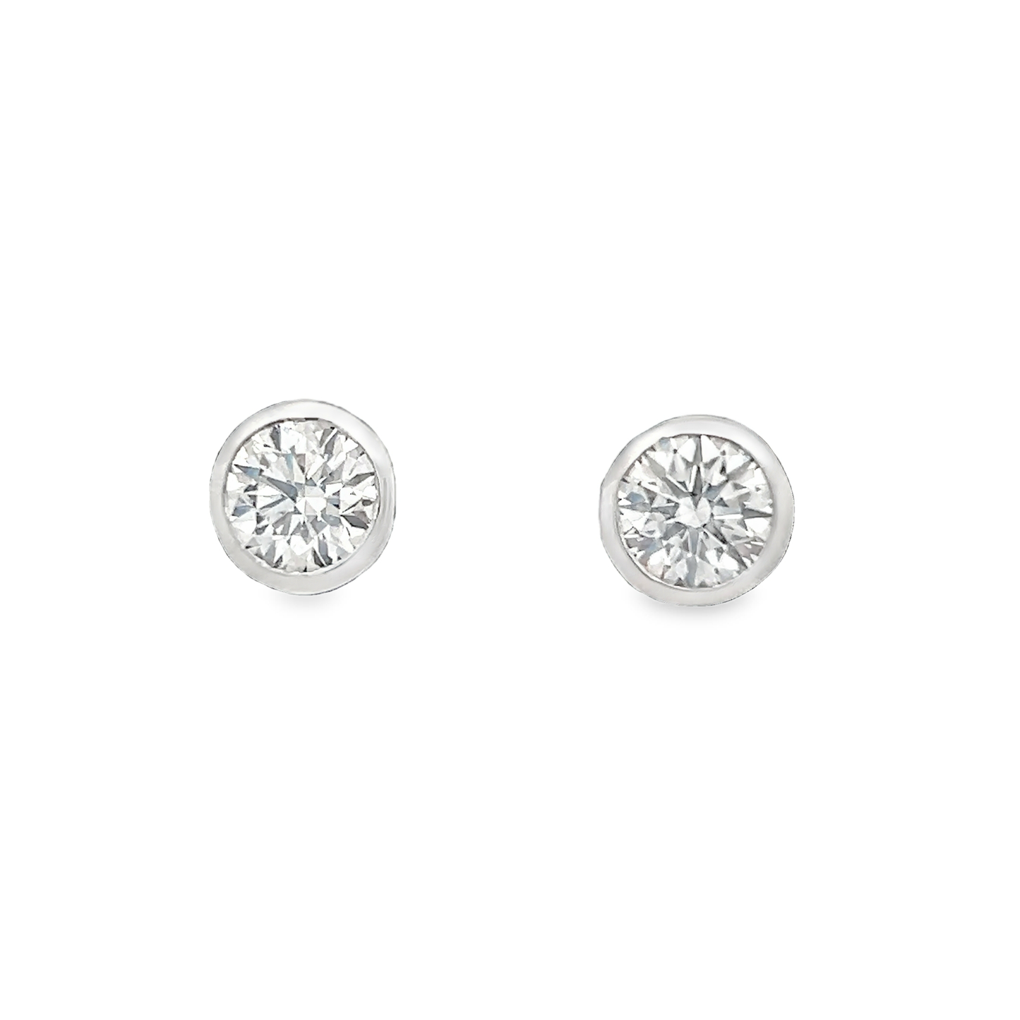 Round Diamond Studs
