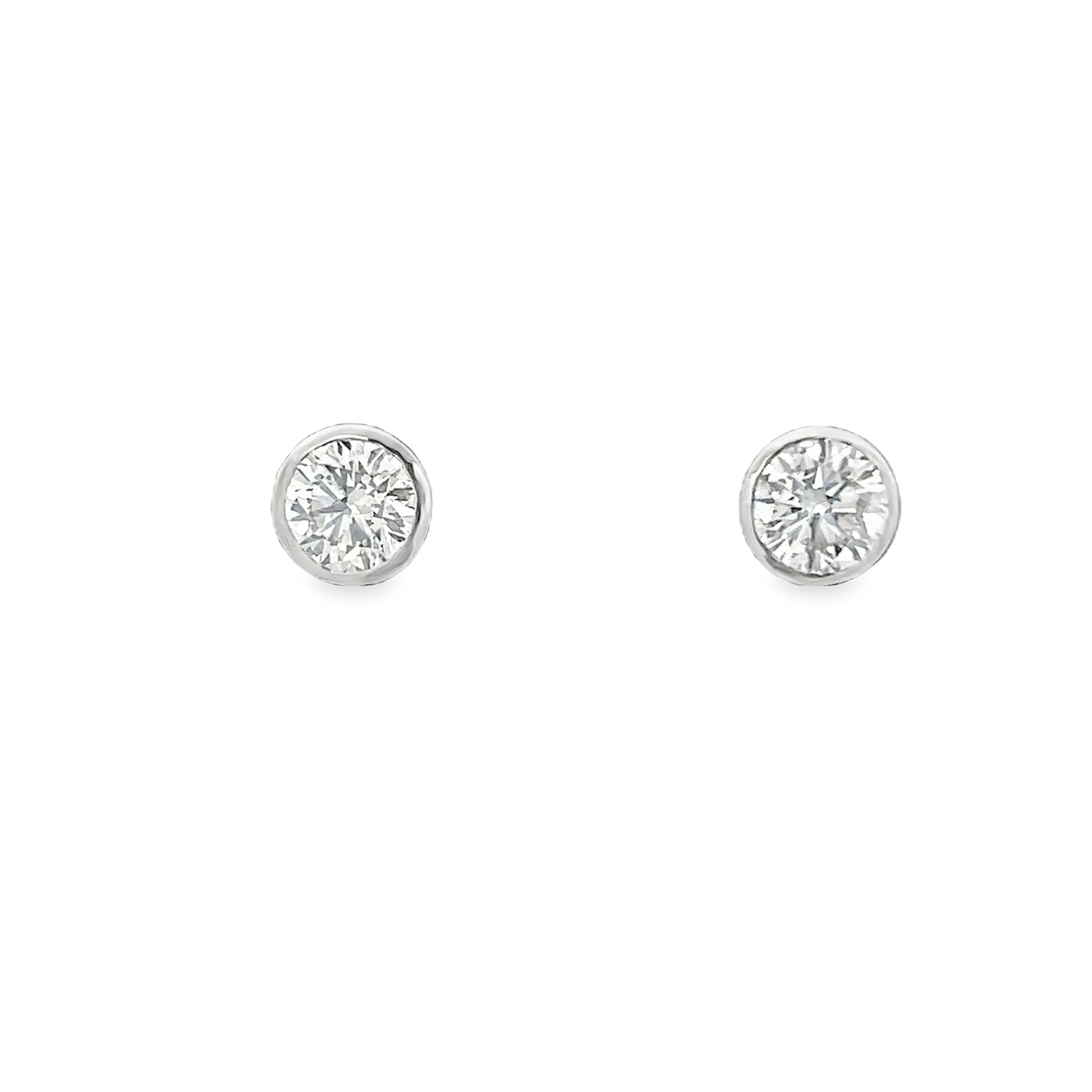 Round Diamond Studs