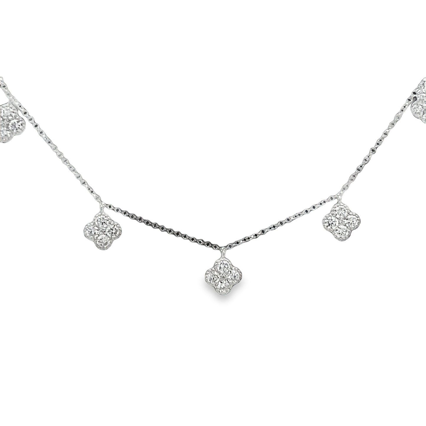 Clover Necklace with Round Diamonds