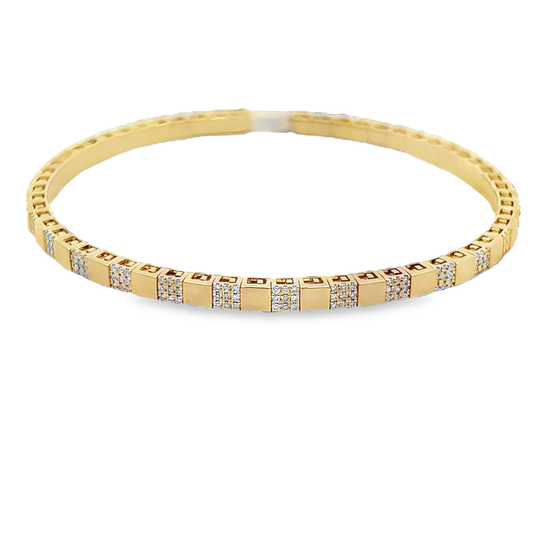Stretchy Bracelet with Round Diamonds