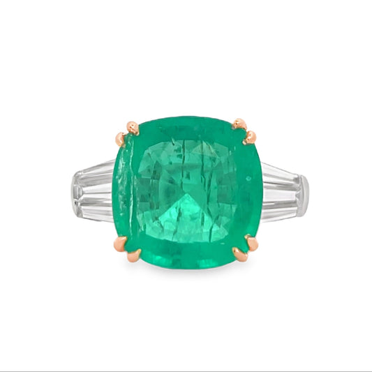 Cushion Emerald with Baguette Diamonds