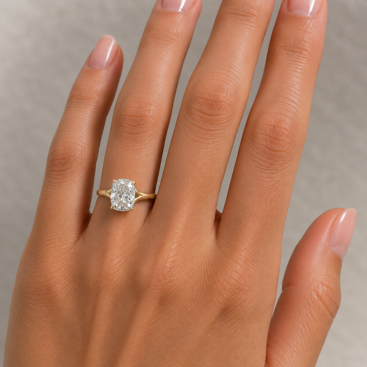 14Kt YG Cushion Engagement Ring With Hidden Halo