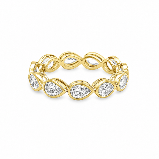 14Kt YG Pear Diamond Bezeled Ring