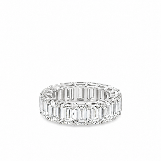 14Kt WG Emerald Diamond Band