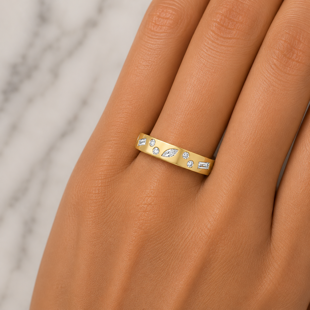 18Kt Yellow Gold Fashion Ring With Various Diamond Shapes