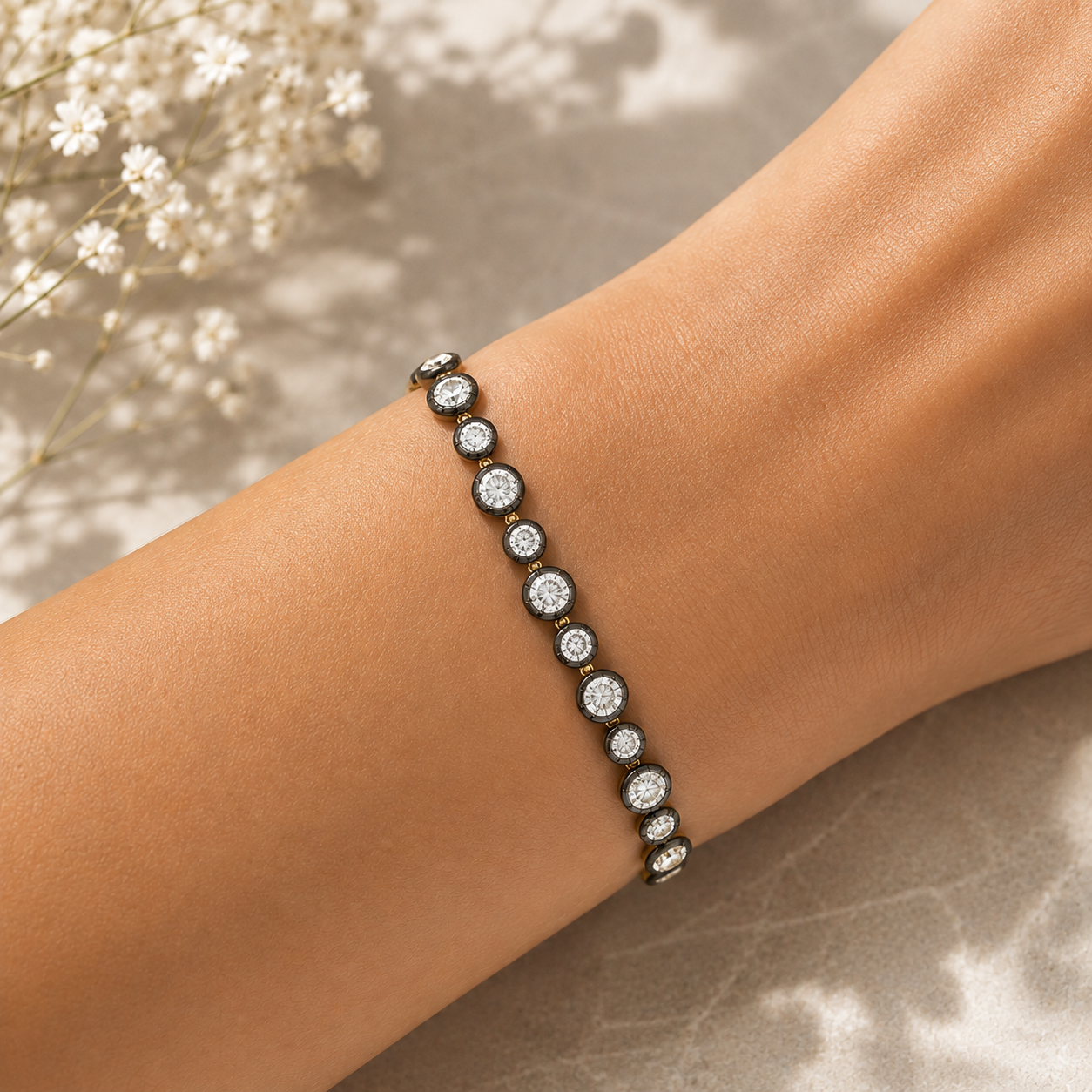 14Kt Round Diamond Geogian Bracelet