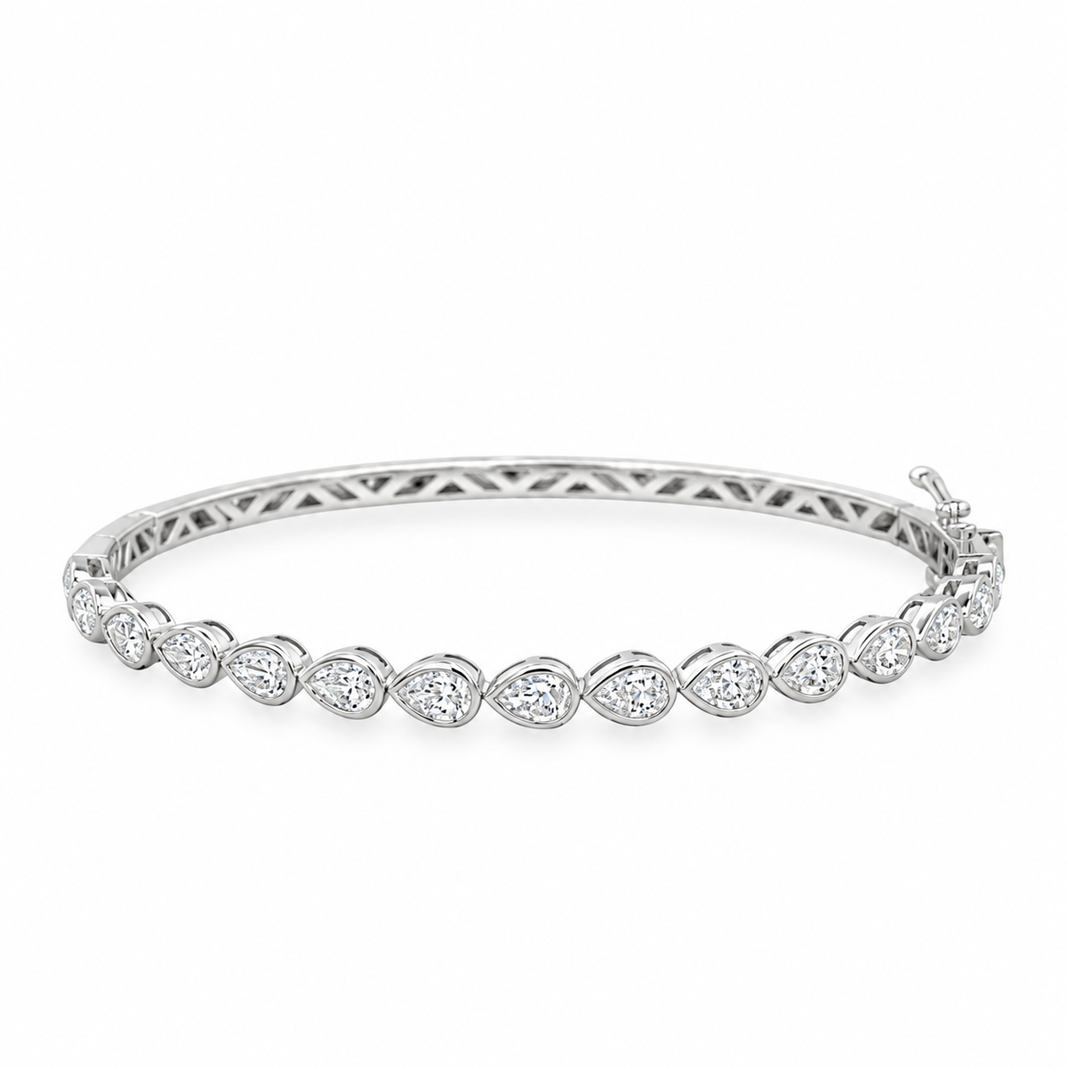 18Kt Bezeled Pear Diamond Bangle Bracelet