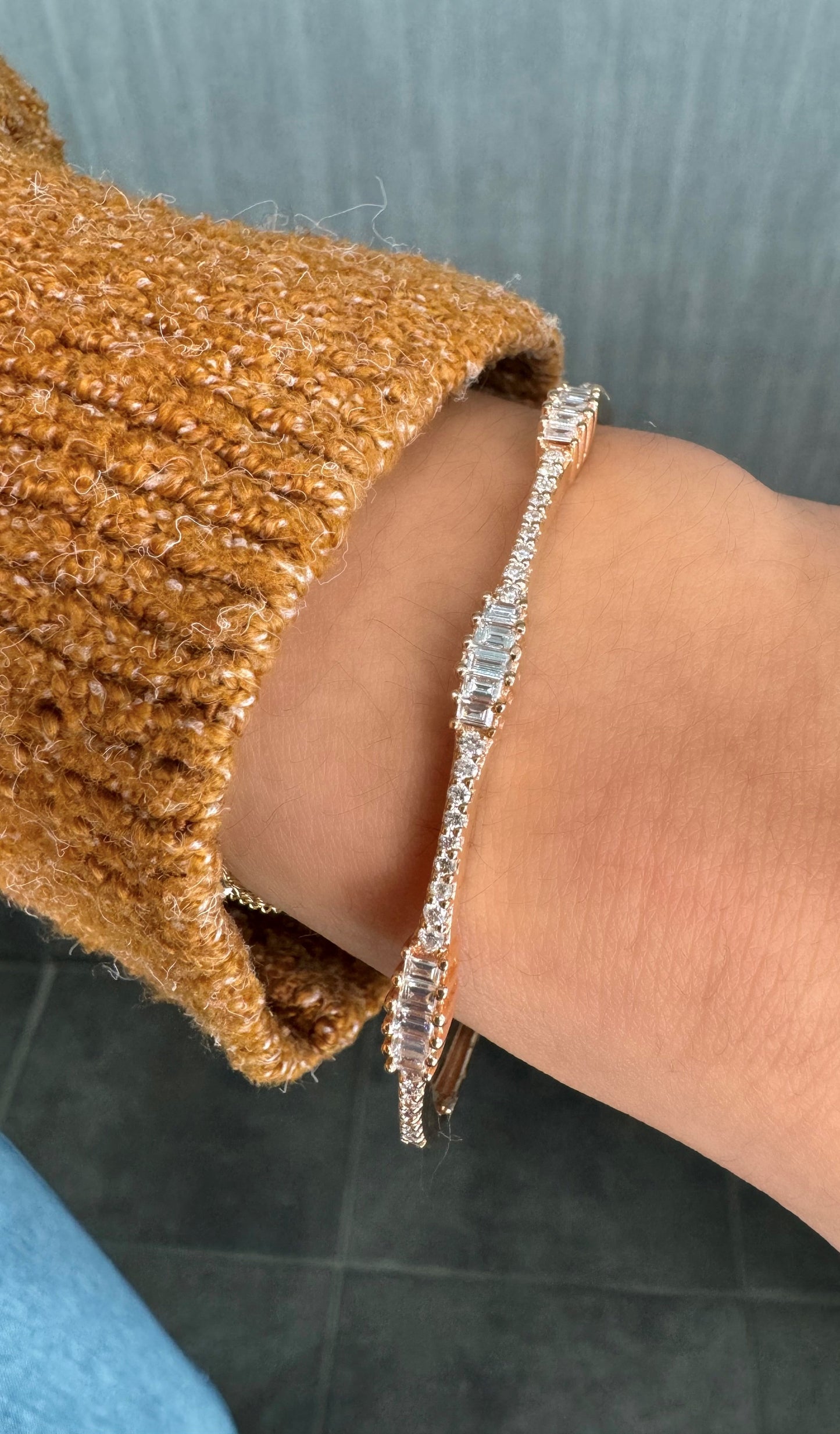 Rose Gold Diamond Top Bangle